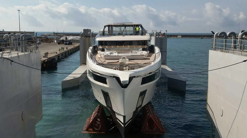 New 59m Logica hits the water in Italy