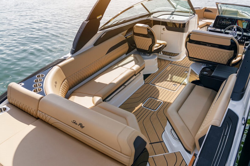 Sea Ray launches new outboard model