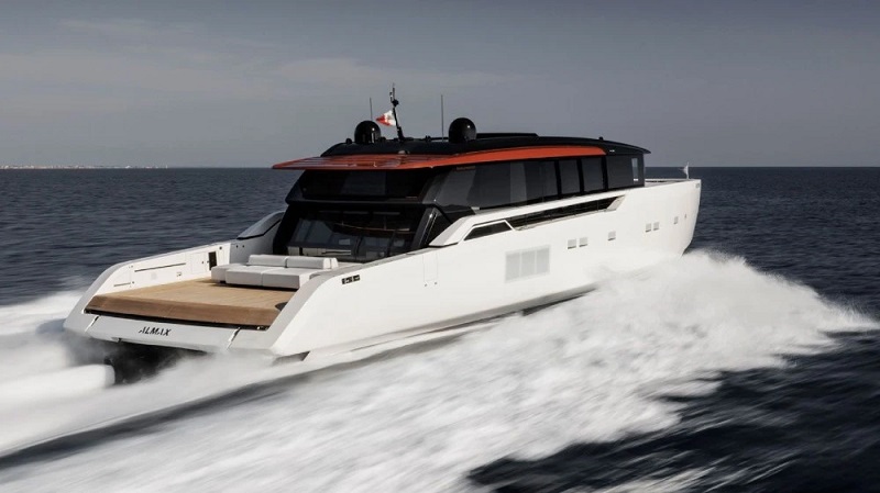 7 Jet-Powered Yachts That Bring Speed and Performance to the Water