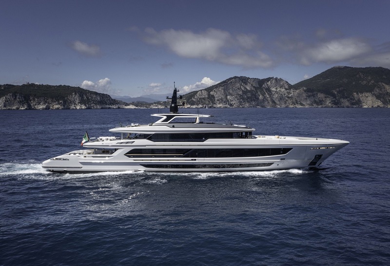 Baglietto presents hybrid T52