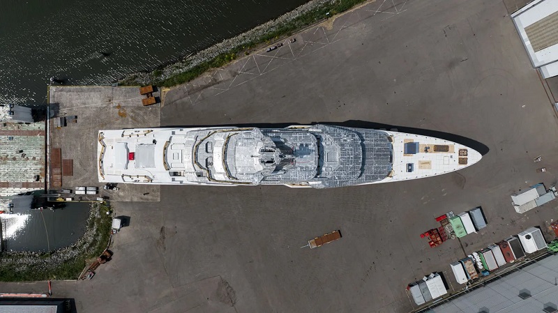 111m Project Y722 Oceanco leaves construction shed