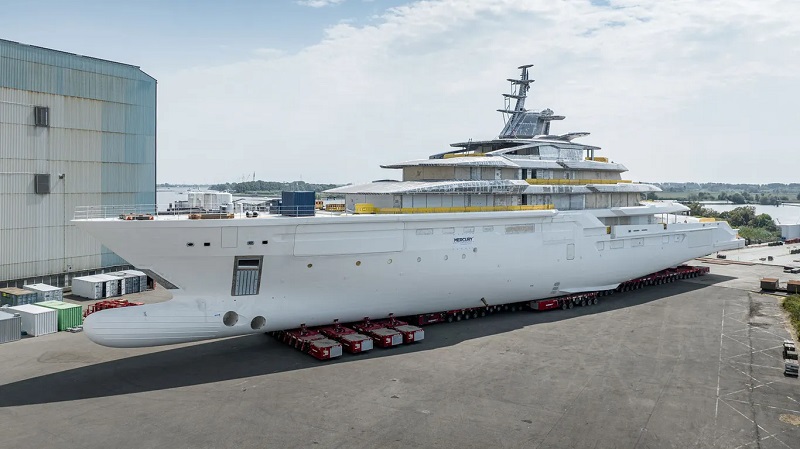 111m Project Y722 Oceanco leaves construction shed