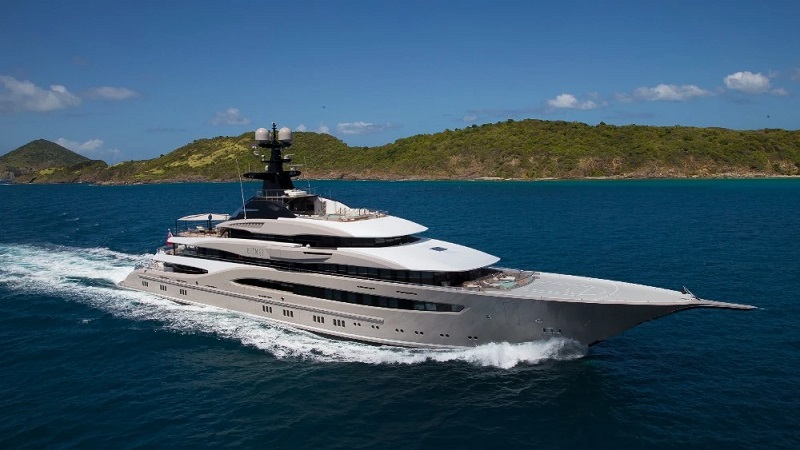 How an NFL Owner Turned His Bonkers 312-Foot Superyacht Into a ‘Champagne-and-Caviar Palace’