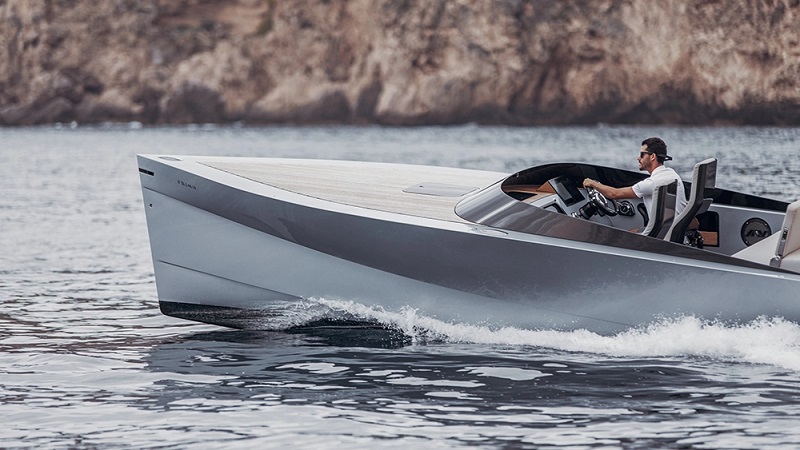 13 Sleek Electric Boats That Let You Cruise Emissions-Free in High Style 13 Sleek Electric Boats That Let You Cruise Emissions-Free in High Style
