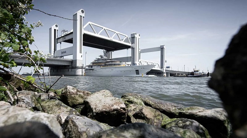 111m Project Y722 Oceanco prepares to begin outfitting