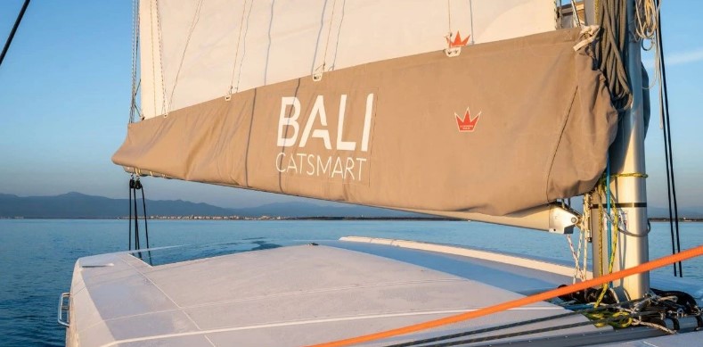 Catana enters powercat market