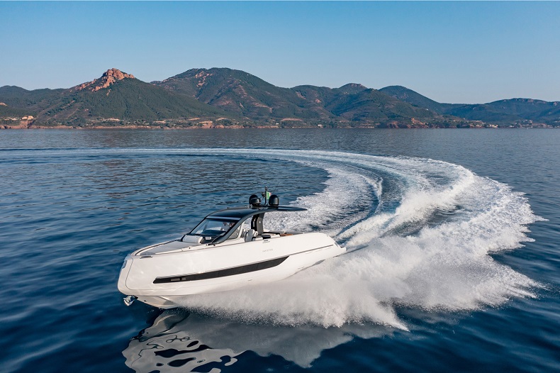Invictus TT420: Unveiling the Vogue White Edition at Cannes Yachting Festival