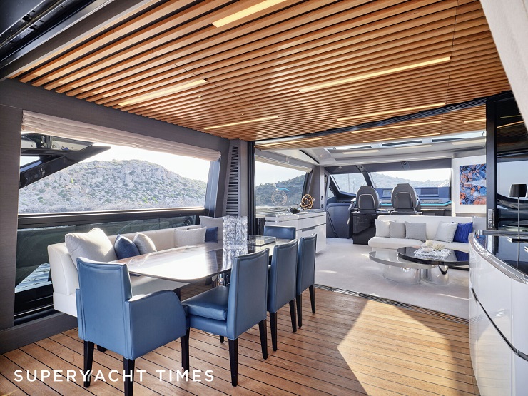 29m Azimut D Five motor yacht on the market