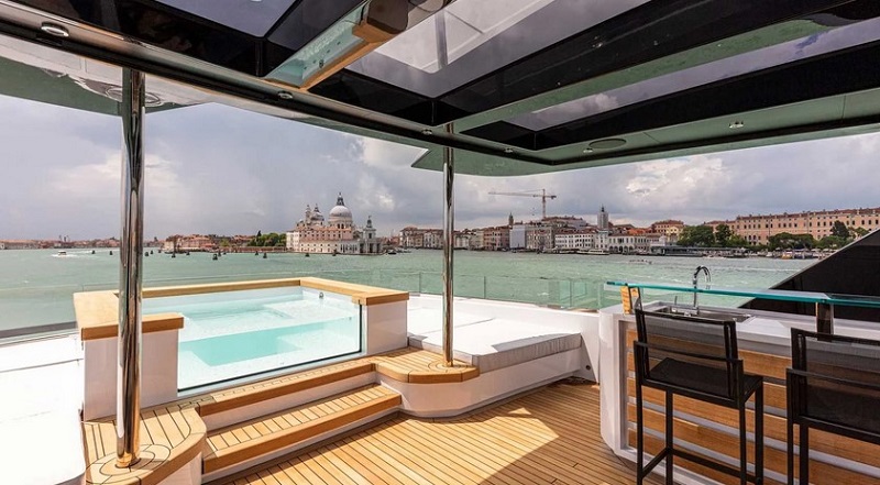 In pictures: First look at Ocean King's first Ducale 120 Vãyus