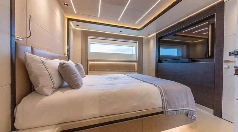 In pictures: First look at Ocean King's first Ducale 120 Vãyus