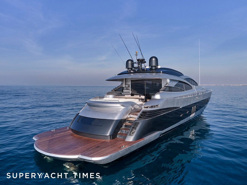 27m Pershing 90 motor yacht Z2 joins the market