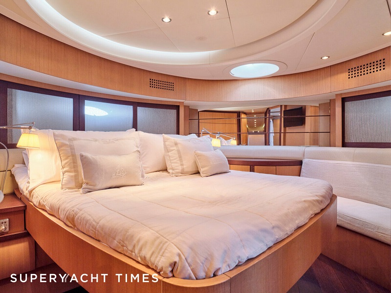 27m Pershing 90 motor yacht Z2 joins the market