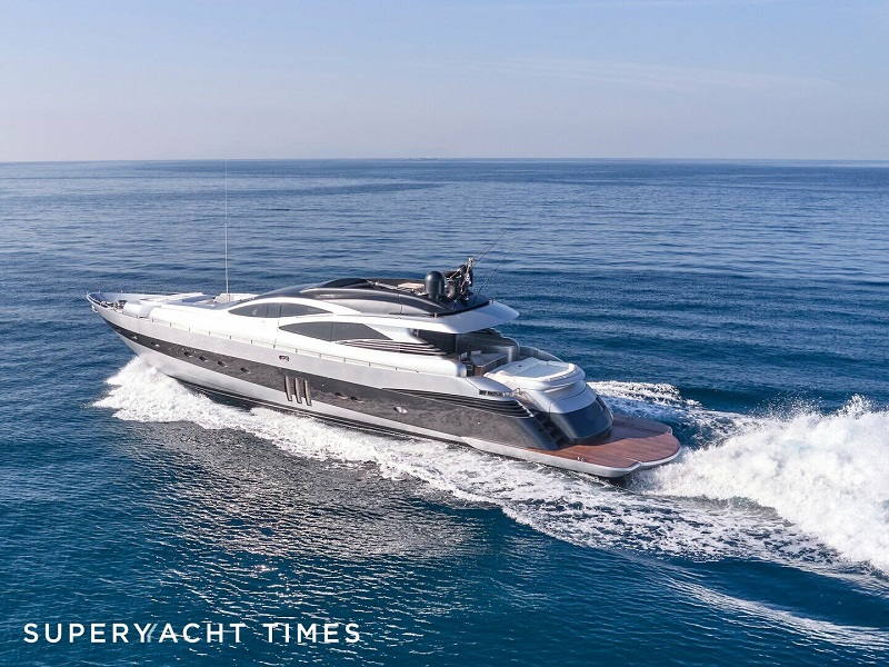 27m Pershing 90 motor yacht Z2 joins the market