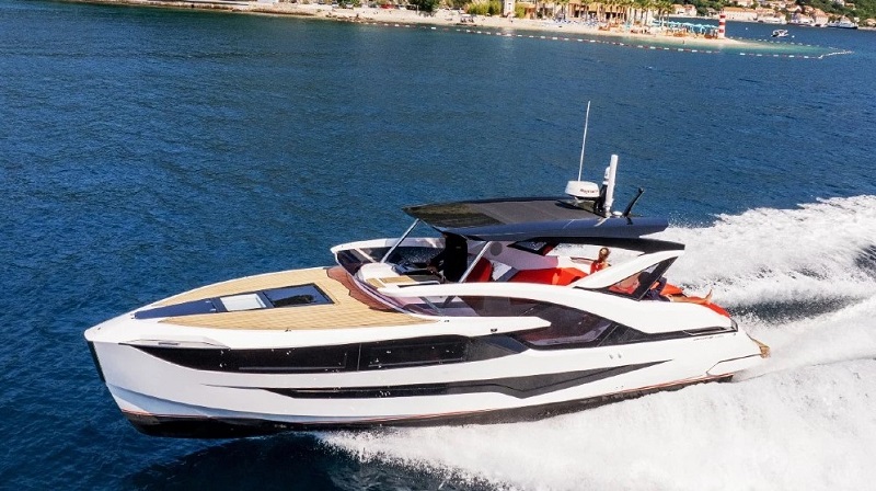 This Sleek New 35-Foot Express Cruiser Thinks It’s a Superyacht—and That’s the Point