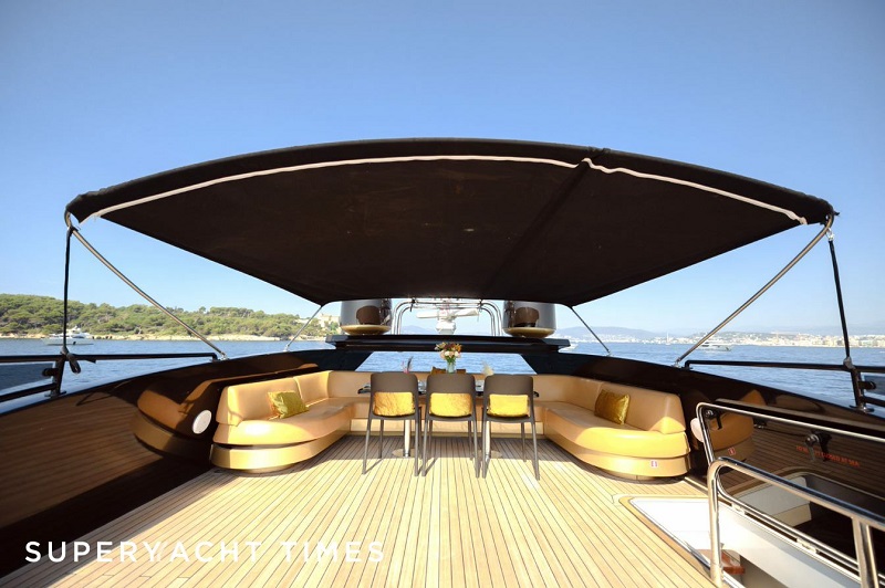 32m VBG superyacht Claremont featuring golden hull for sale