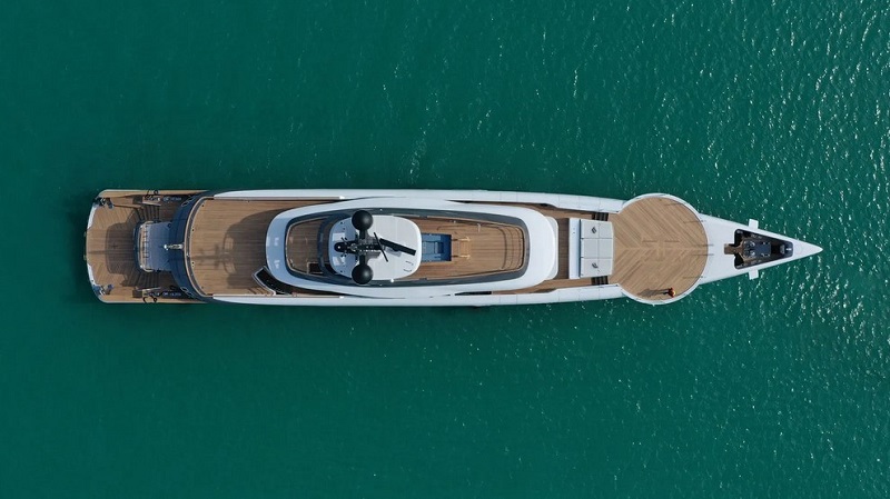 First look on board 55m Admiral Silver Star