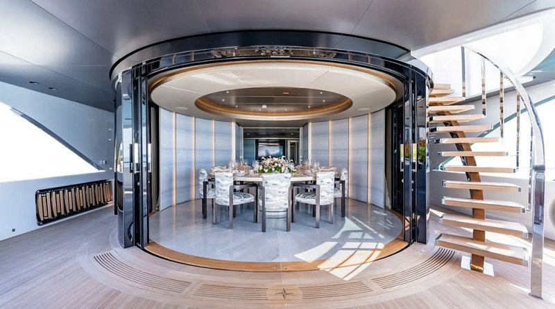 First look on board 55m Admiral Silver Star