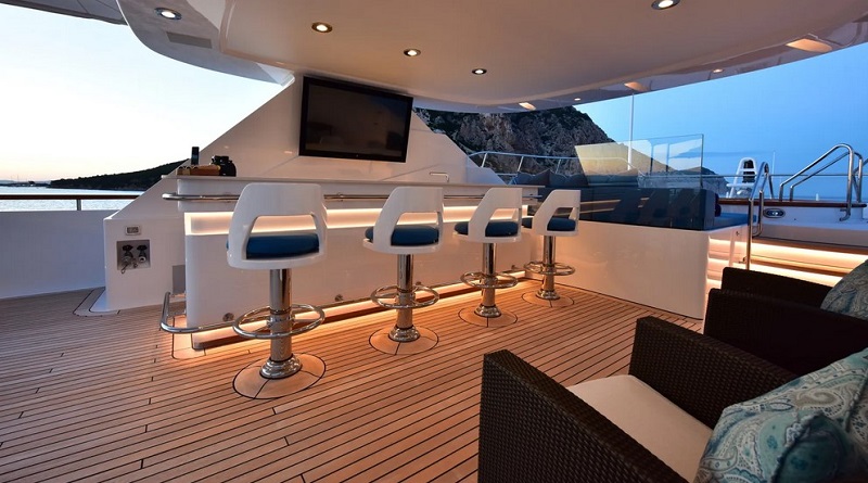 47m Feadship motor yacht Berilda joins market