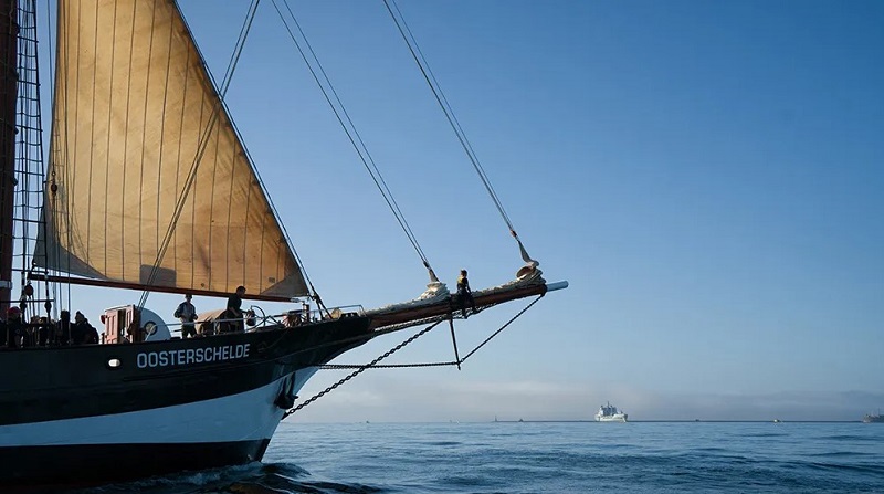 This 105-Year-Old Schooner Is Retracing Darwin’s Epic Global Voyage to Boost Conservation