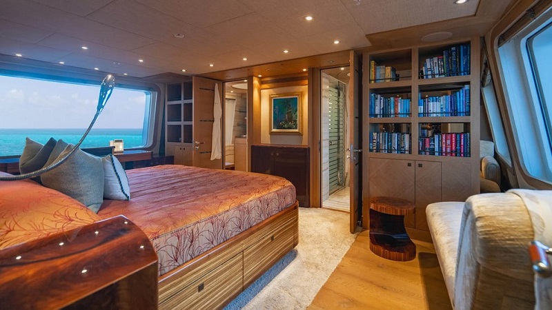 47m Alloy Yachts motor yacht Loretta Anne joins the market