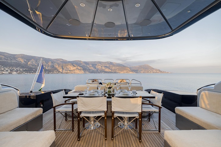 34m Lynx Listed for Sale