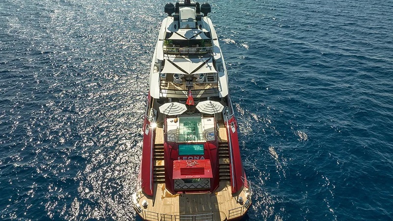 This New 263-Foot Superyacht Has a Grecian-Inspired Beach Club That Belongs in a 5-Star Hotel