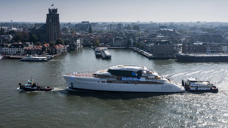 76m Feadship superyacht Project 822 launched