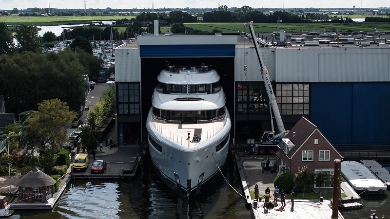 76m Feadship superyacht Project 822 launched