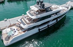 34m Benetti Oasis motor yacht Grateful joins market