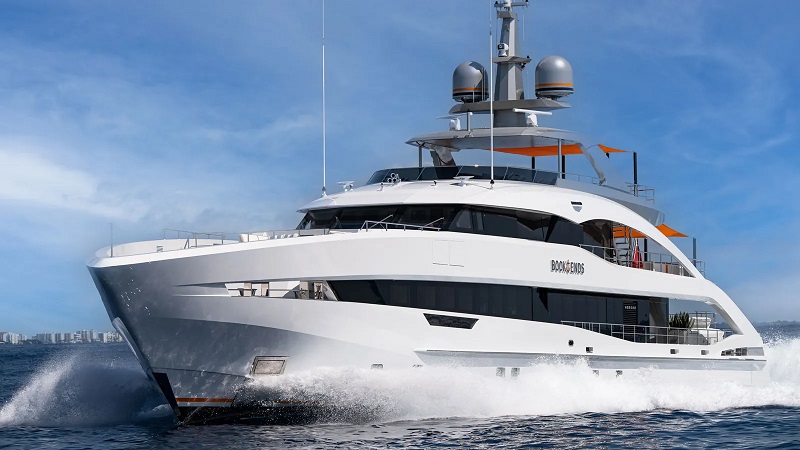 50m Heesen motor yacht Book Ends joins market