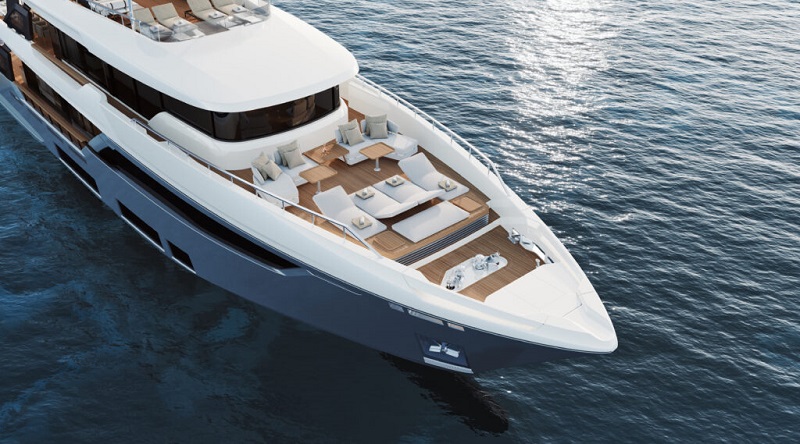 Ferretti Group reveals new Custom Line Navetta 38