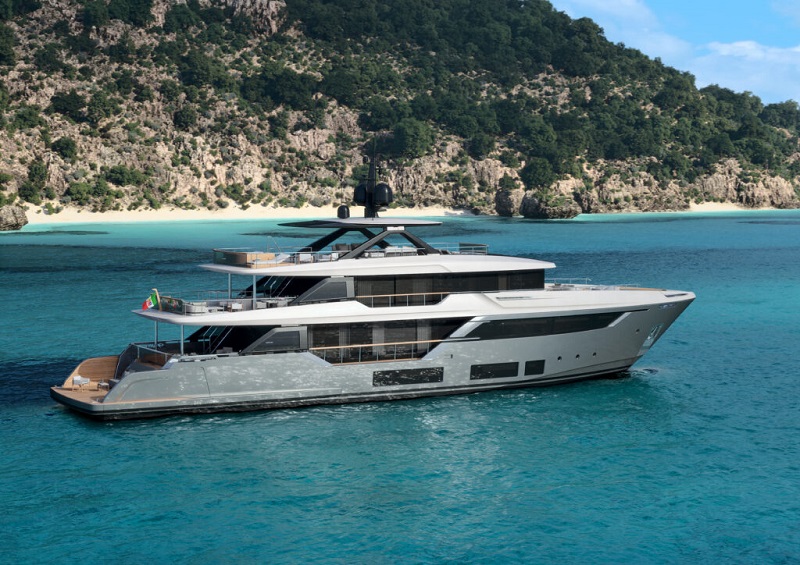 Ferretti Group reveals new Custom Line Navetta 38