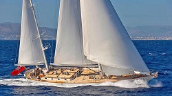 26m Royal Huisman ketch Foftein Star rejoins market