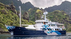 37m Vitters explorer yacht Dardanella for sale