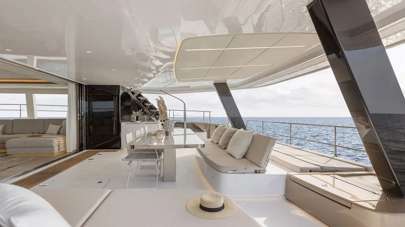 First look inside 80 Sunreef Power Eco catamaran Sól