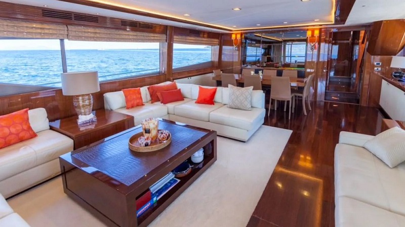 30m Princess motor yacht Lady Beatrice sold