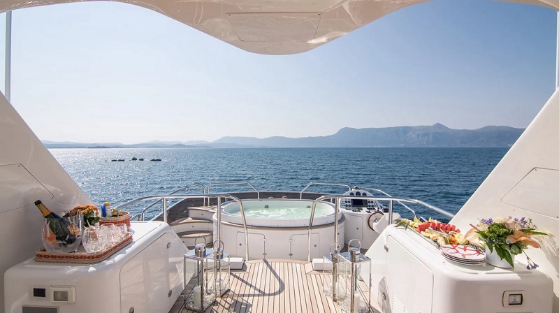 30m Benetti motor yacht Endless Summer for sale