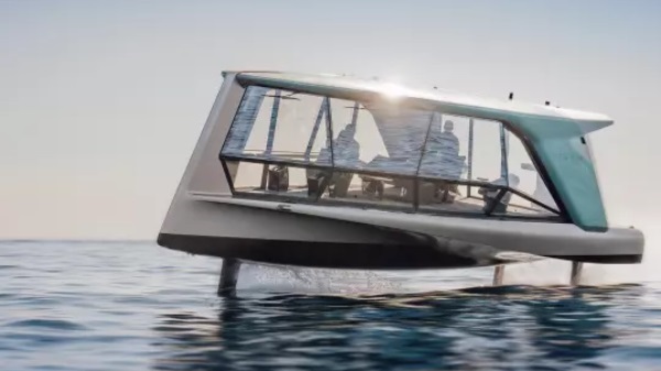 水上运动资讯 |  Type和宝马再次合作设计新型15m电动水翼艇；“零碳先锋”粤港澳新能源动力艇表演赛开赛；水上运动走进校园…