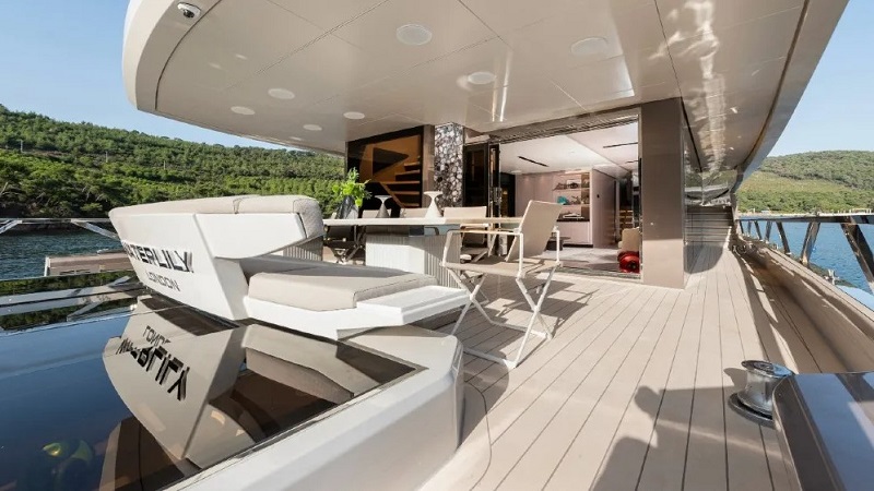 This 92-Foot Superyacht Comes With a Bonkers Split-Level Beach Club