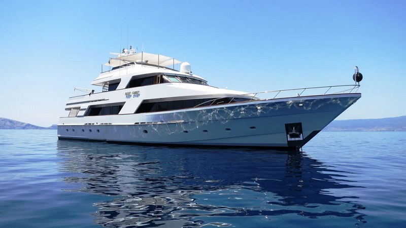 Major rebuild completely transforms 30-year-old yacht Illusion II