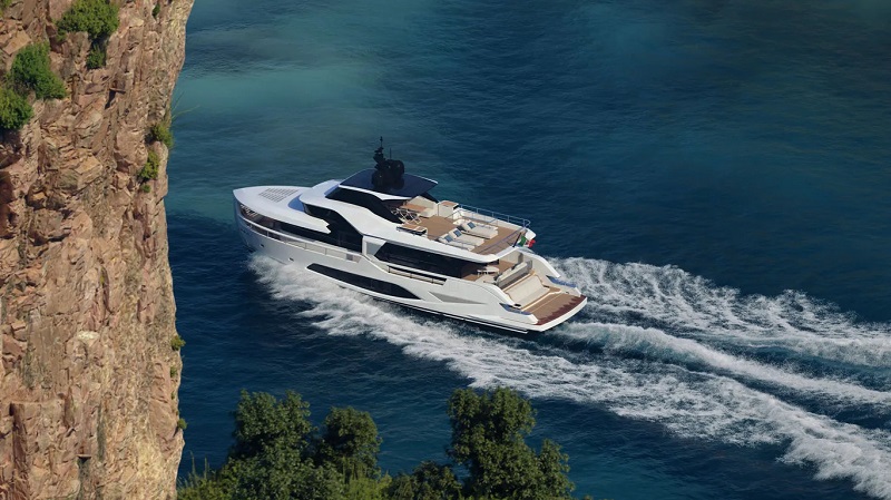 Ferretti Yachts Expands Infynito Range with Infynito 80