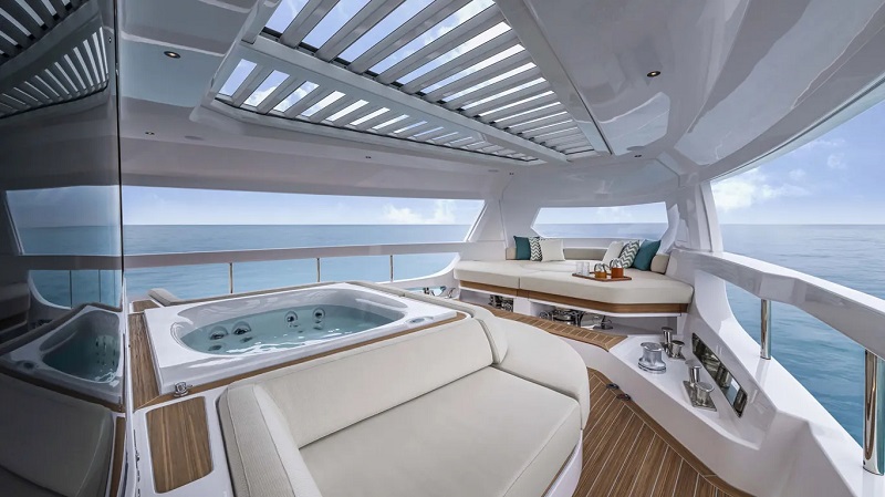 Ferretti Yachts Expands Infynito Range with Infynito 80