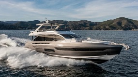 Azimut’s New 72-Foot Yacht Has One of the Largest Flybridges in Its Class. We Hopped Onboard.