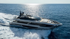 31m Riva motor yacht Stile di Vita joins market