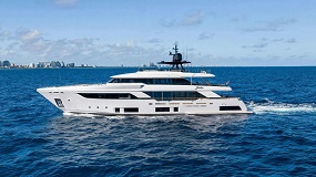 37m Custom Line motor yacht Jules sold