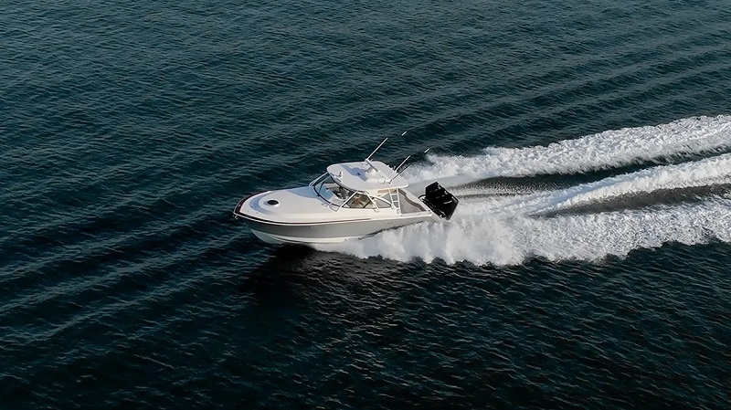 This New 37-Foot Yacht Blends Serious Sportfishing With Casual Cruising