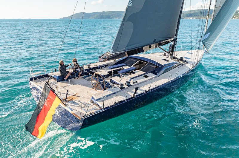 M66 RS Introduced by Mylius Yachts