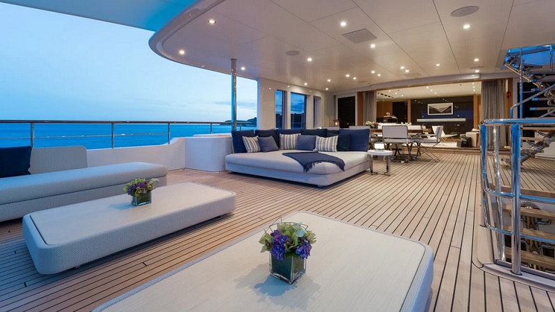 €1.8M price drop on 43m Feadship motor yacht Go