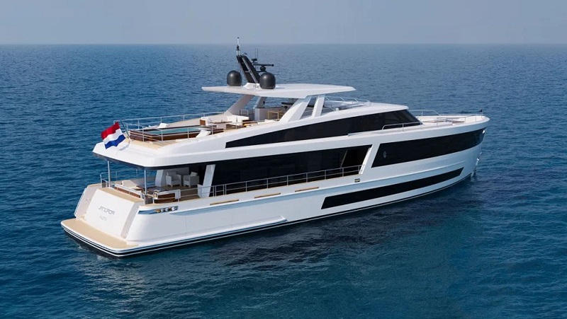 This New 115-Foot Superyacht Has a Splashy, Jet-Stream Pool on the Flybridge