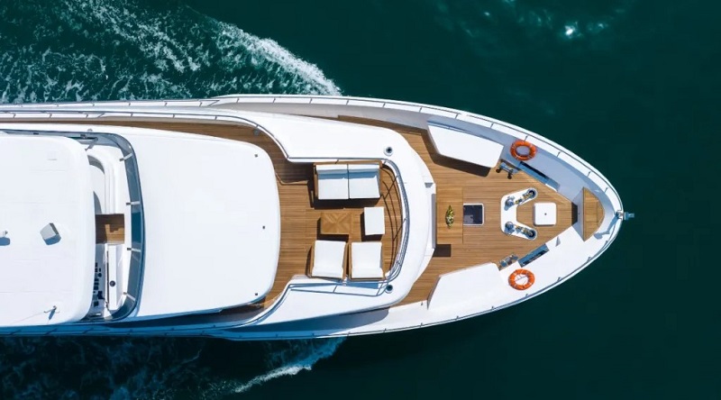 This New 101-Foot Superyacht Has an Unusually Large Social Enclave on Its Main Deck